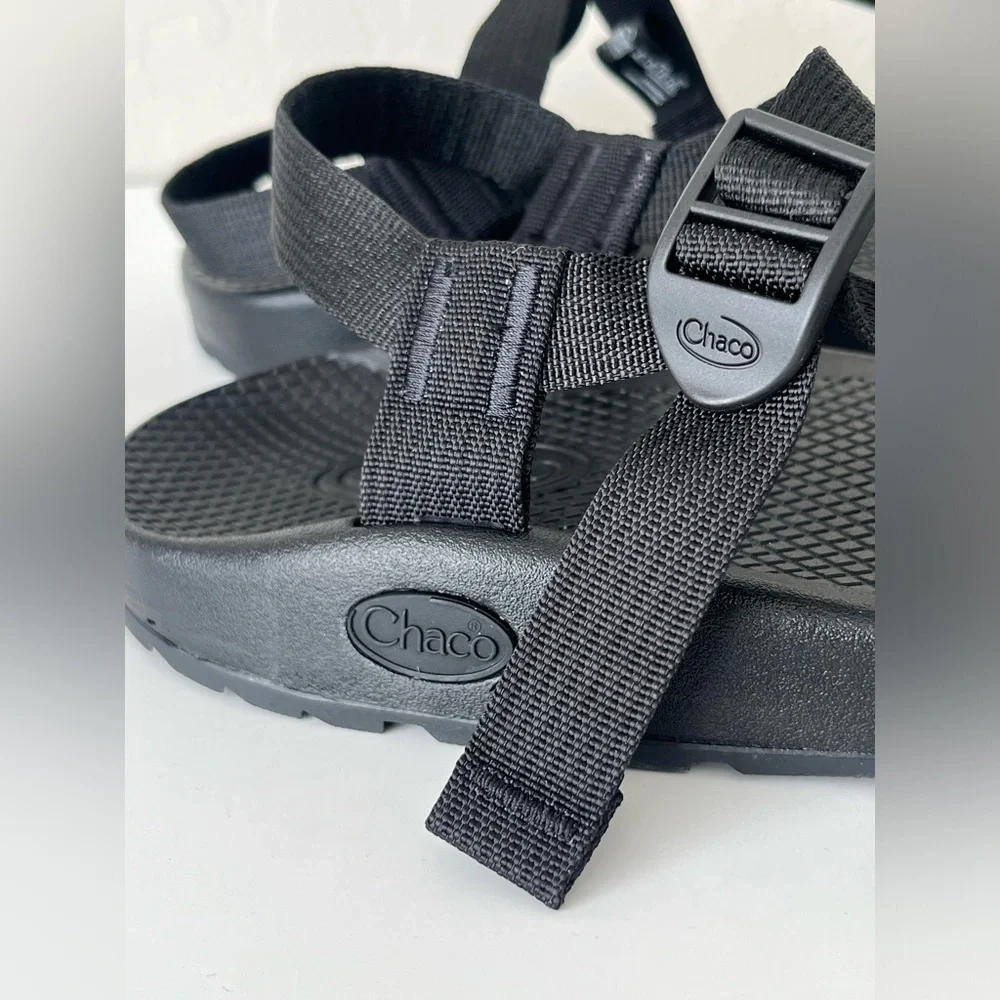 Chaco Bodhi Adjustable Classic water hiking sandals black NEW 9